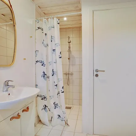 Casa de Férias Meindor - 350m From The Sea By Interhome *